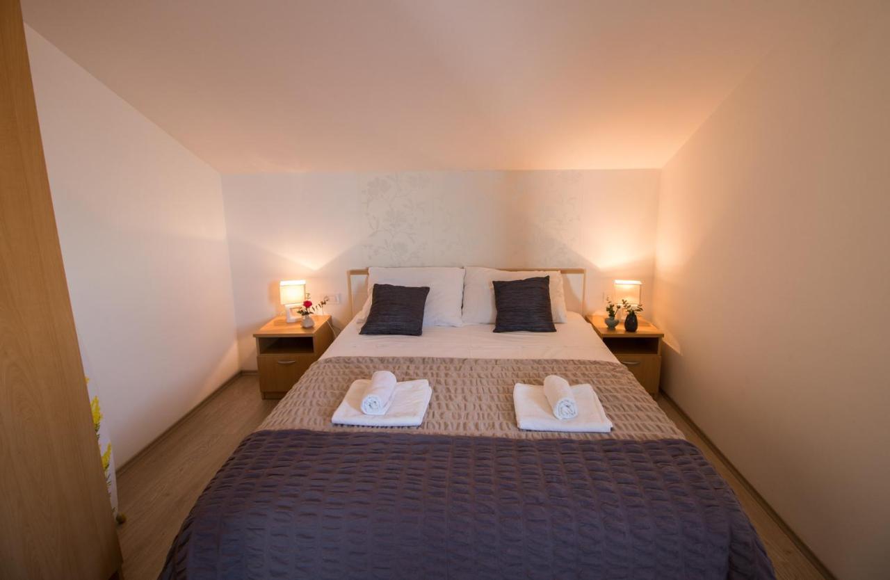 Apartments Villa Carica B&B Mimice Ngoại thất bức ảnh