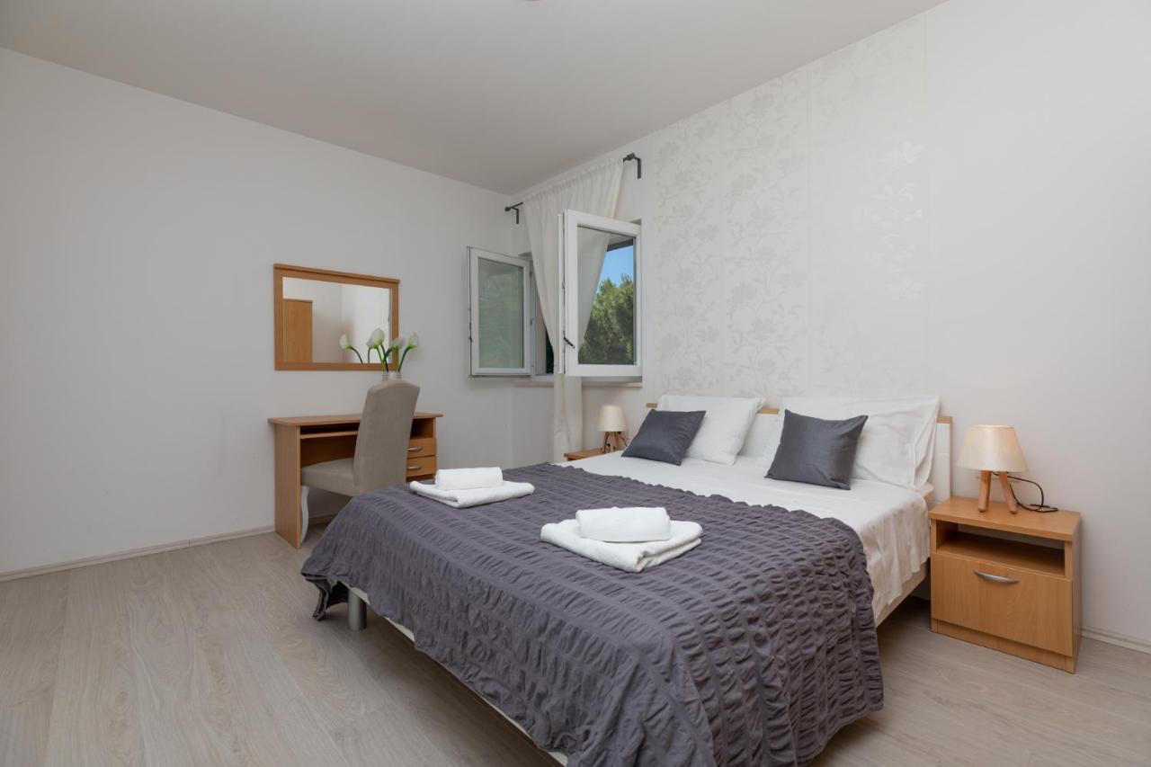 Apartments Villa Carica B&B Mimice Ngoại thất bức ảnh