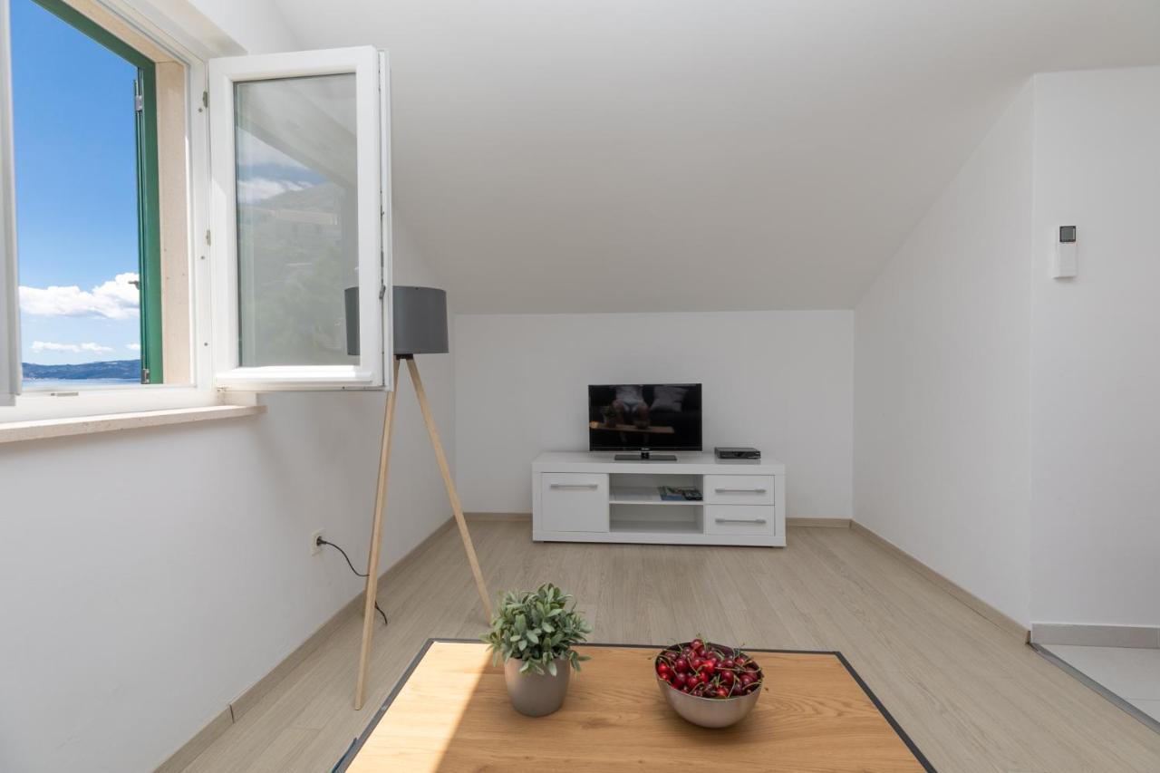 Apartments Villa Carica B&B Mimice Ngoại thất bức ảnh