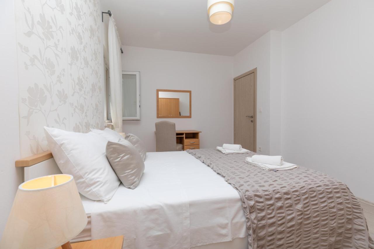 Apartments Villa Carica B&B Mimice Ngoại thất bức ảnh