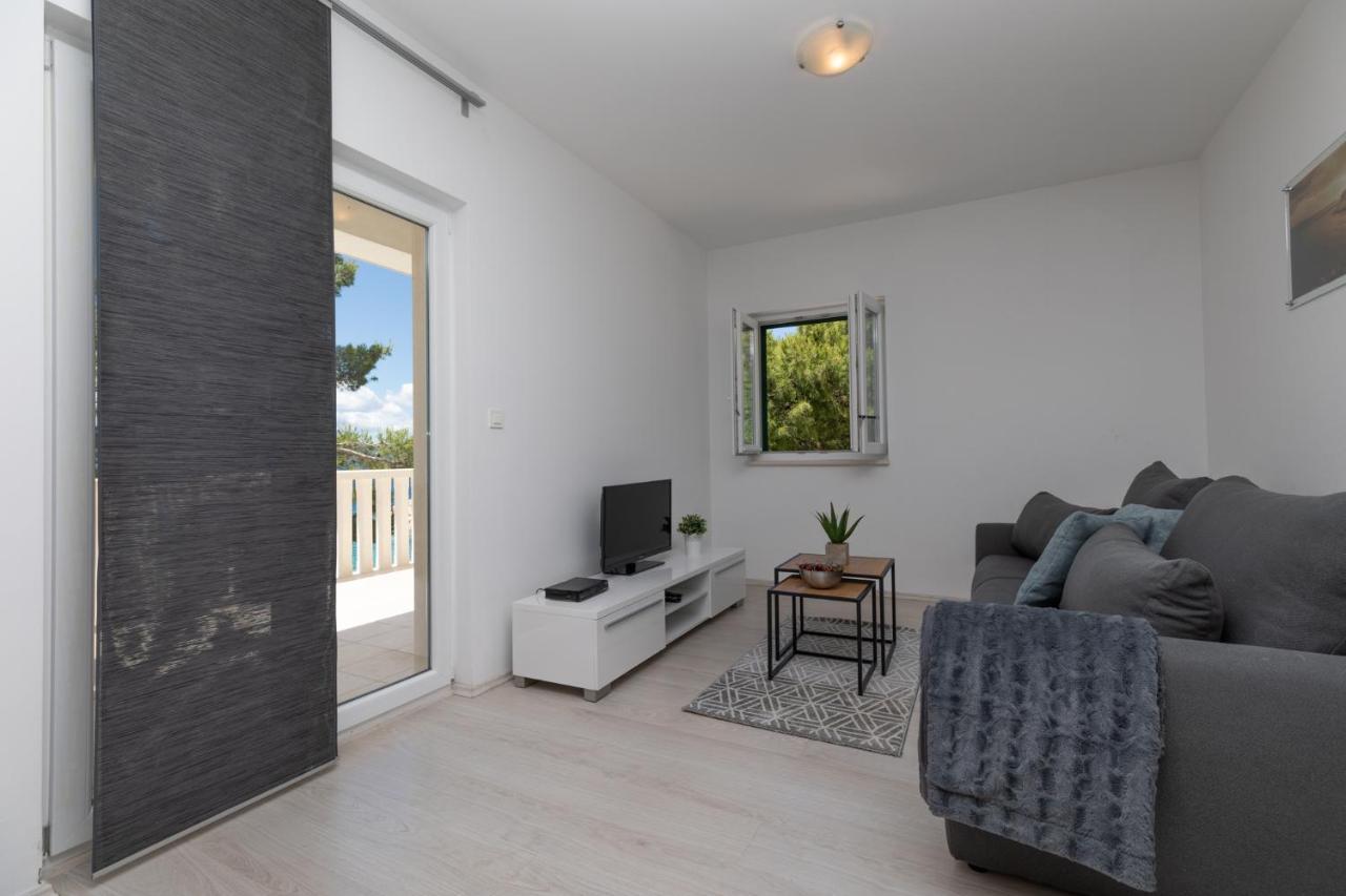 Apartments Villa Carica B&B Mimice Ngoại thất bức ảnh